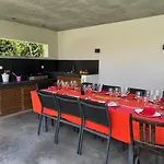 10 Personnes De 160 M2 Avec Piscine Au Bord Du De La Raho Et A 15 Minutes Des Plages